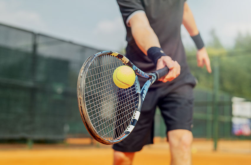 ホテルを象徴するプールと充実のアクティビティ