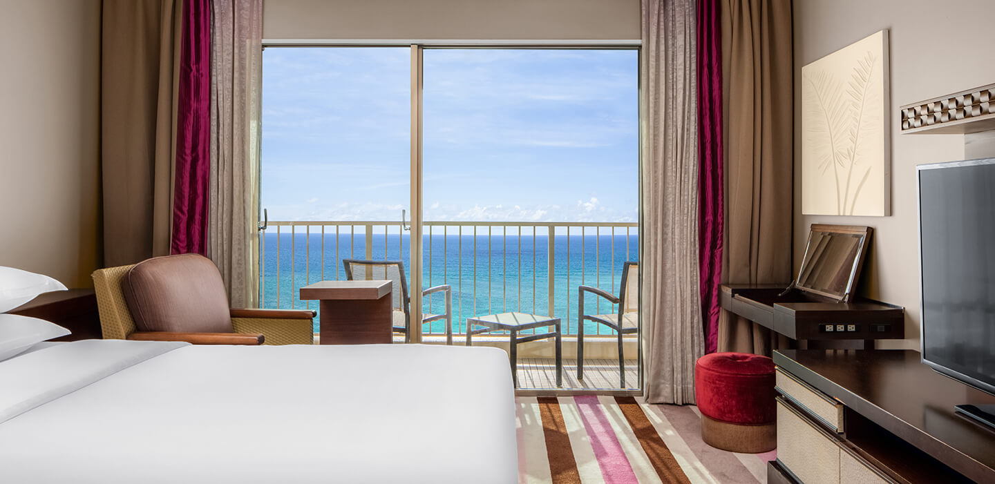 オーシャンフロントコーナースイート